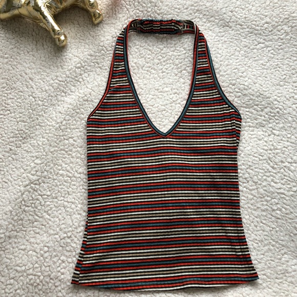 Halter Top - Picture 2 of 4